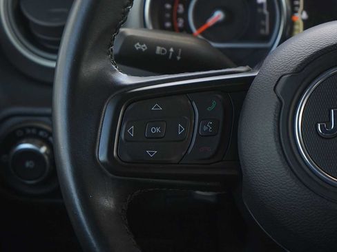 Used 2021 Jeep Wrangler Unlimited Sport image 17