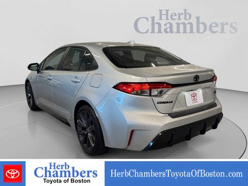 New 2026 Toyota Corolla SE FWD image 3