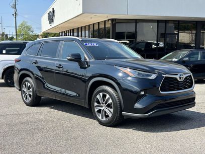 Used 2024 Toyota Highlander XLE