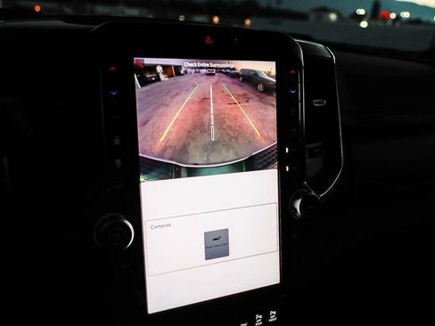 Used 2026 RAM 2500 Laramie AWD/4WD image 28