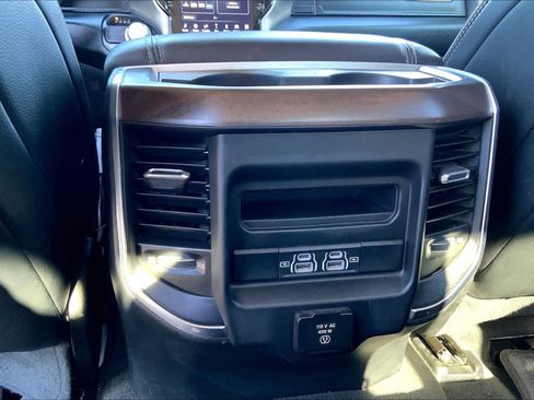 Used 2022 RAM 1500 Laramie w/ Laramie Southwest Edition image 32