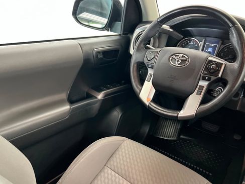 Used 2022 Toyota Tacoma SR5 image 12