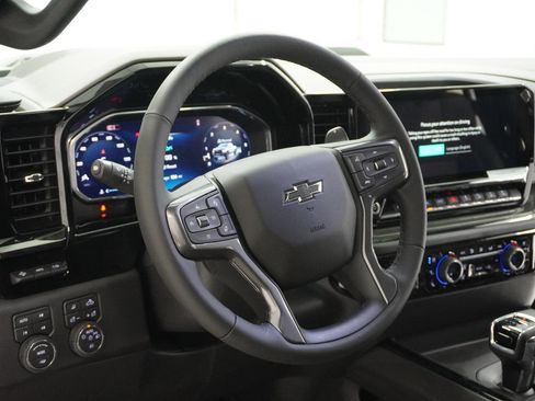 New 2026 Chevrolet Silverado 1500 ZR2 image 16