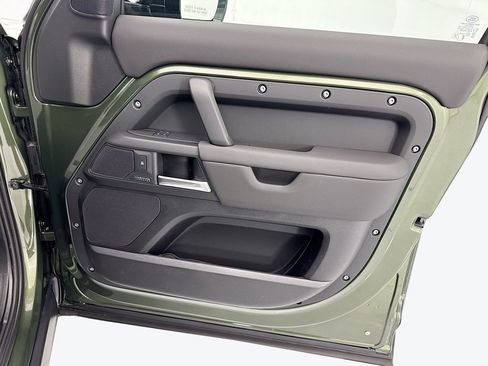 New 2026 Land Rover Defender 110 X-Dynamic SE AWD/4WD image 23