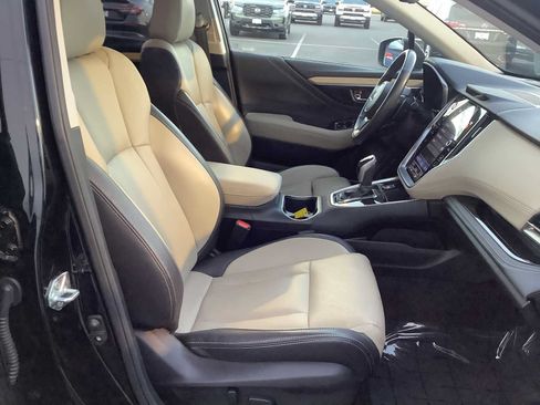 Used 2023 Subaru Outback Limited AWD/4WD image 15