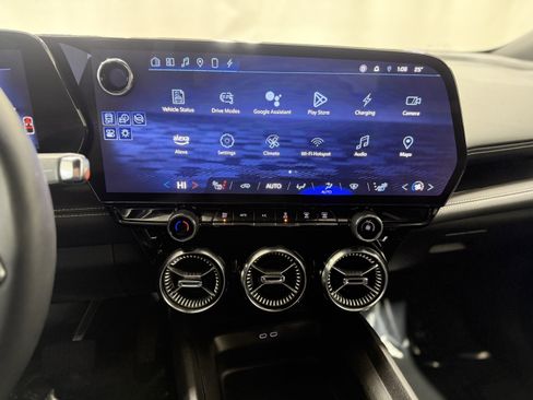 Used 2024 Chevrolet Blazer EV LT image 19