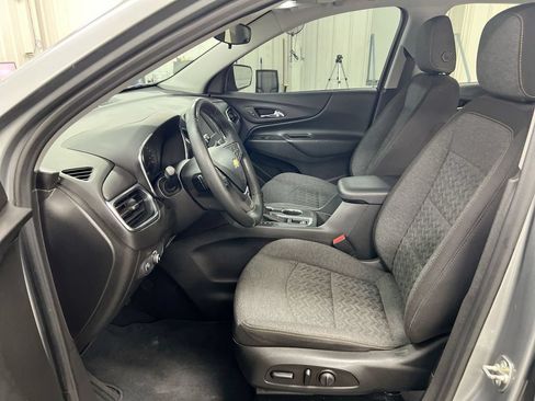 Used 2023 Chevrolet Equinox LT FWD image 19