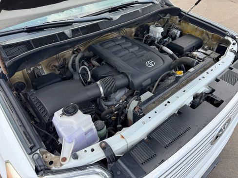 Used 2016 Toyota Tundra Platinum AWD/4WD image 25