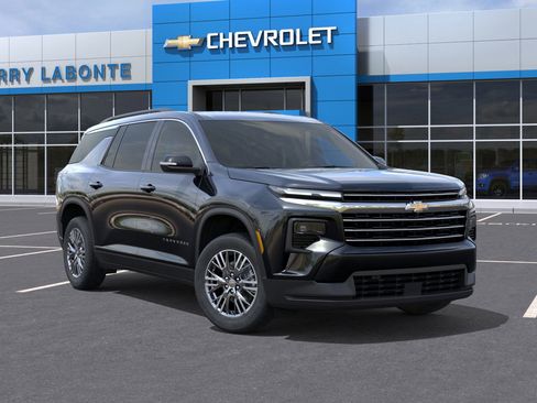 New 2026 Chevrolet Traverse LT w/ Driver Confidence Package image 9