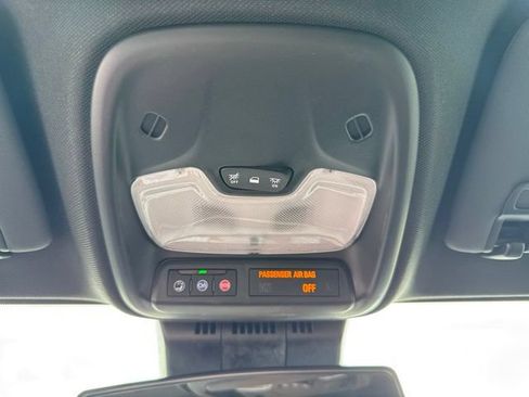 Used 2026 Chevrolet Colorado W/T RWD image 30