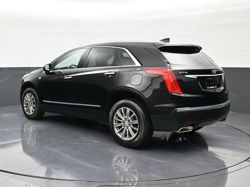 Used 2019 Cadillac XT5 Luxury FWD image 3