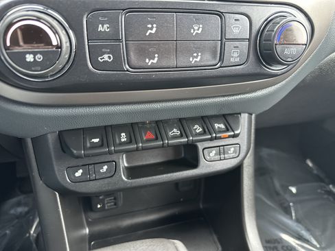 Certified 2020 Chevrolet Colorado Z71 AWD/4WD image 5