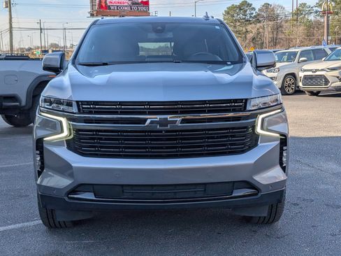 Used 2022 Chevrolet Suburban RST w/ Luxury Package image 3