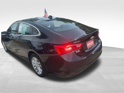 Used 2018 Chevrolet Malibu LT FWD image 18