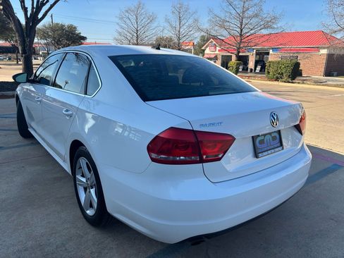 Used 2012 Volkswagen Passat 2.5 SE image 8
