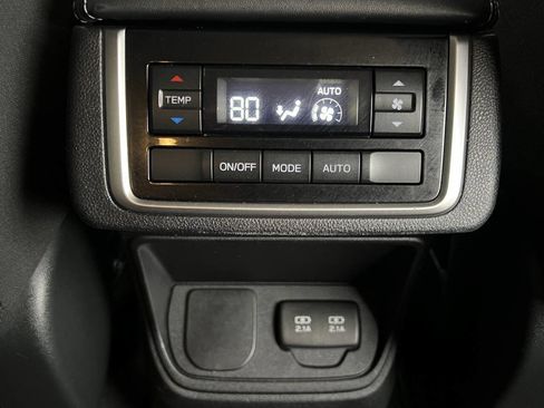 Used 2020 Subaru Ascent Premium image 20