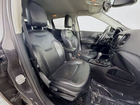 Used 2018 Jeep Compass Limited w/ Navigation Group image 26