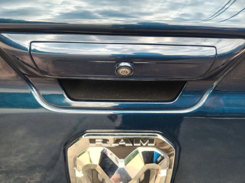 Certified 2023 RAM 1500 Big Horn AWD/4WD image 10