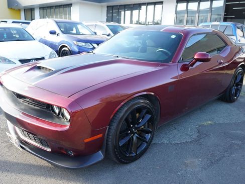 Used 2019 Dodge Challenger GT w/ Stars & Stripes Edition RWD image 5