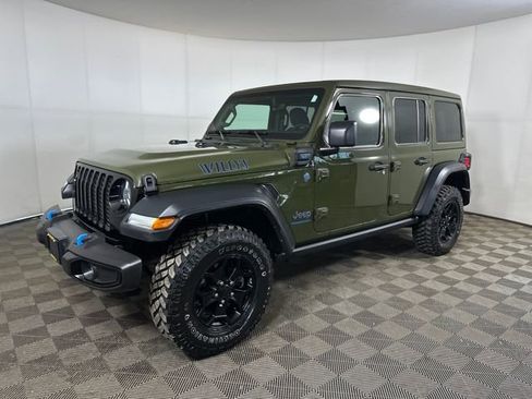 Used 2023 Jeep Wrangler Unlimited w/ Sun & Screen Package image 7