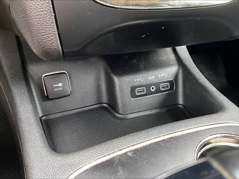 Used 2020 Dodge Durango GT w/ Technology Group AWD/4WD image 16