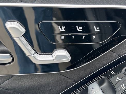 Used 2024 Mercedes-Benz S 500 4MATIC image 18