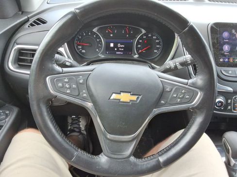 Certified 2022 Chevrolet Equinox LT FWD image 9