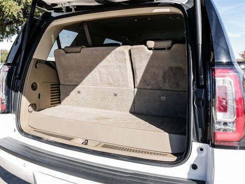 Used 2019 GMC Yukon SLT image 54