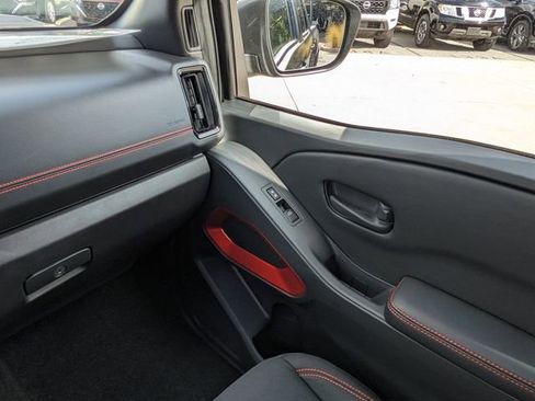 New 2026 Nissan Frontier Pro-X w/ Pro-X Convenience Package RWD image 18