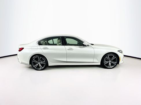 Used 2024 BMW 330i Sedan w/ Premium Package RWD image 10