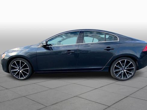 Used 2016 Volvo S60 T5 Premier w/ Convenience Package image 32