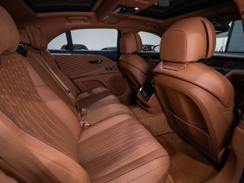 Used 2020 Bentley Flying Spur W12 w/ First Edition Specification AWD/4WD image 32