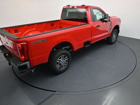 New 2025 Ford F350 XLT w/ FX4 Off-Road Package AWD/4WD image 23