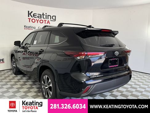 New 2026 Toyota Highlander XLE AWD/4WD image 10