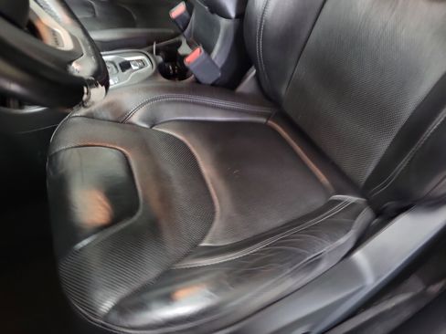 Used 2020 Jeep Cherokee High Altitude image 19