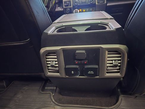 Used 2018 Ford F150 Platinum w/ FX4 Off-Road Package image 40