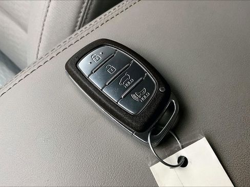 Used 2021 Hyundai Tucson SEL FWD image 12