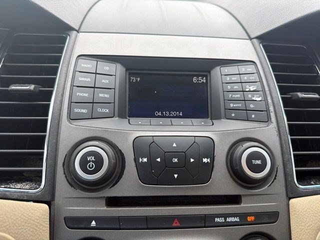 Used 2018 Ford Taurus SE FWD image 23