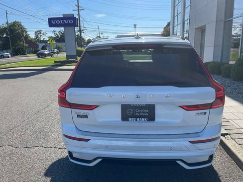 Used 2024 Volvo XC60 B5 Ultimate w/ Climate Package AWD/4WD image 4