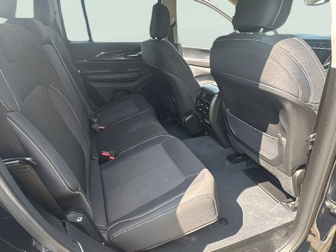 Used 2023 Jeep Grand Cherokee Laredo image 20