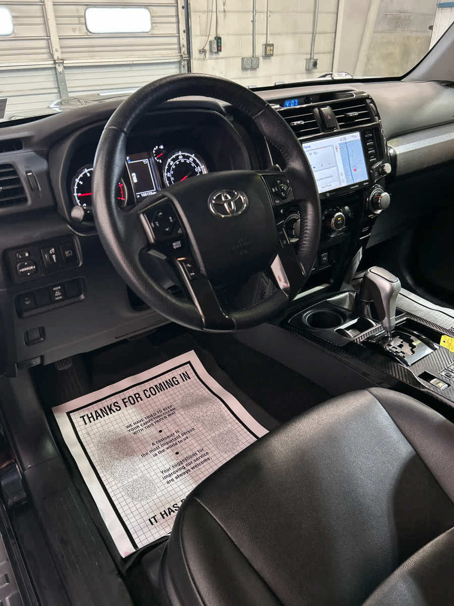 Used 2021 Toyota 4Runner TRD Off-Road Premium w/ Moonroof Package AWD/4WD image 10