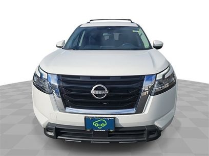 Used 2022 Nissan Pathfinder SV