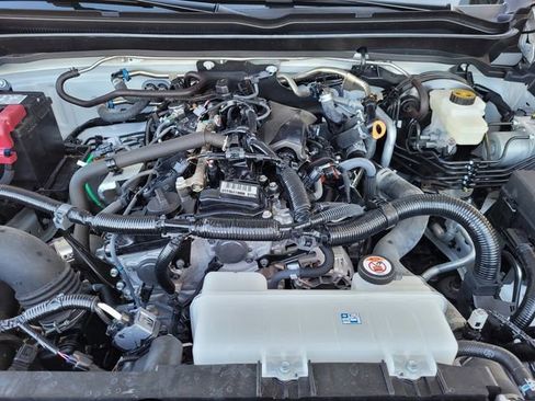 Used 2025 Toyota Tacoma SR RWD image 20