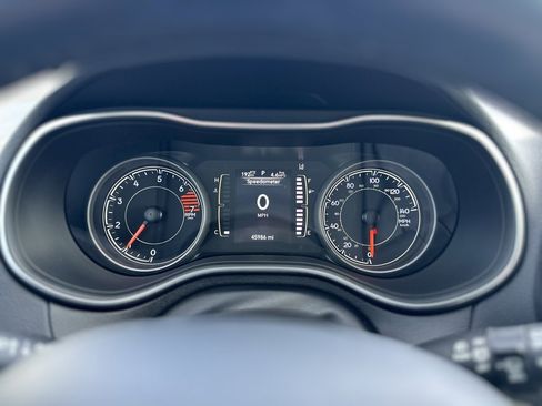 Used 2021 Jeep Cherokee Latitude Plus image 14