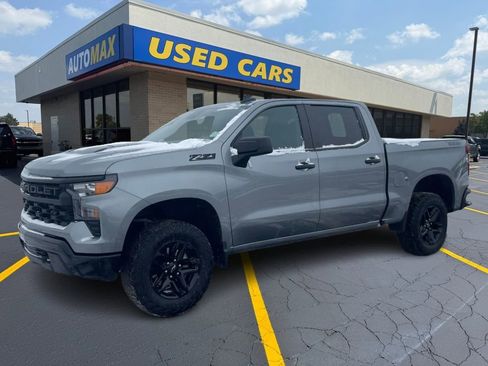 Used 2024 Chevrolet Silverado 1500 Custom Trail Boss w/ Dark Appearance Package image 1