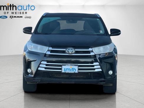Used 2019 Toyota Highlander XLE AWD/4WD image 10