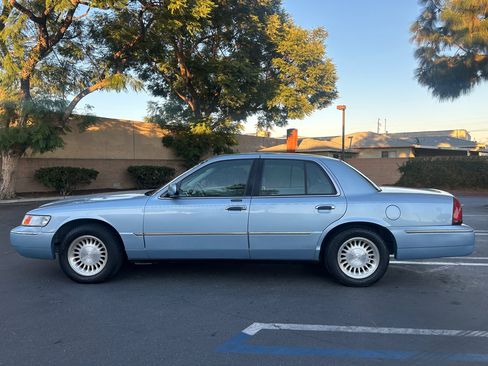 Used 2001 Mercury Grand Marquis LS image 2