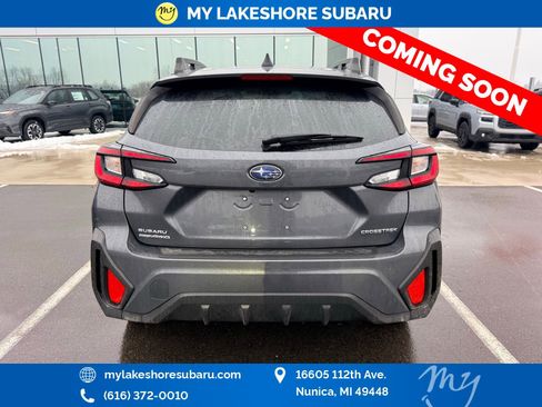 Used 2024 Subaru Crosstrek 2.0i Premium image 8