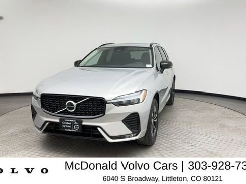 Certified 2025 Volvo XC60 B5 Core AWD/4WD image 7