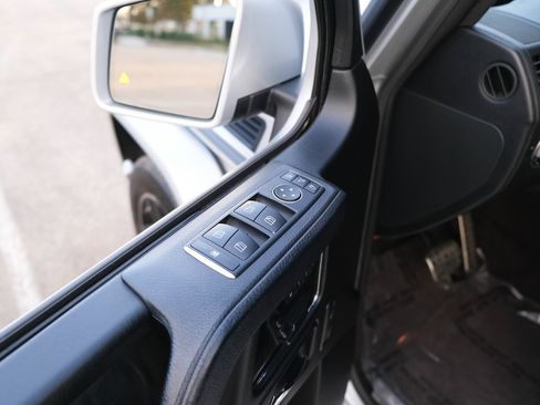 Used 2014 Mercedes-Benz G 63 AMG 4MATIC image 16